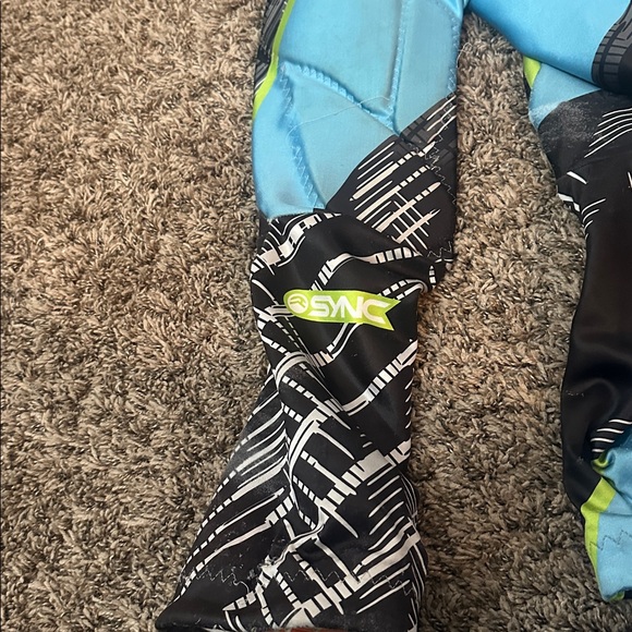 Sync speedsuit size 10/12 - Picture 6 of 9